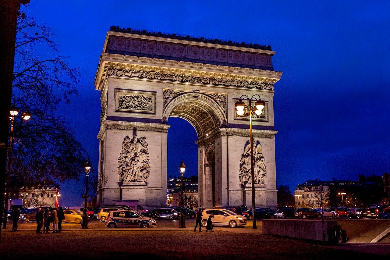 Arcul de Triumf, Paris Pixabay